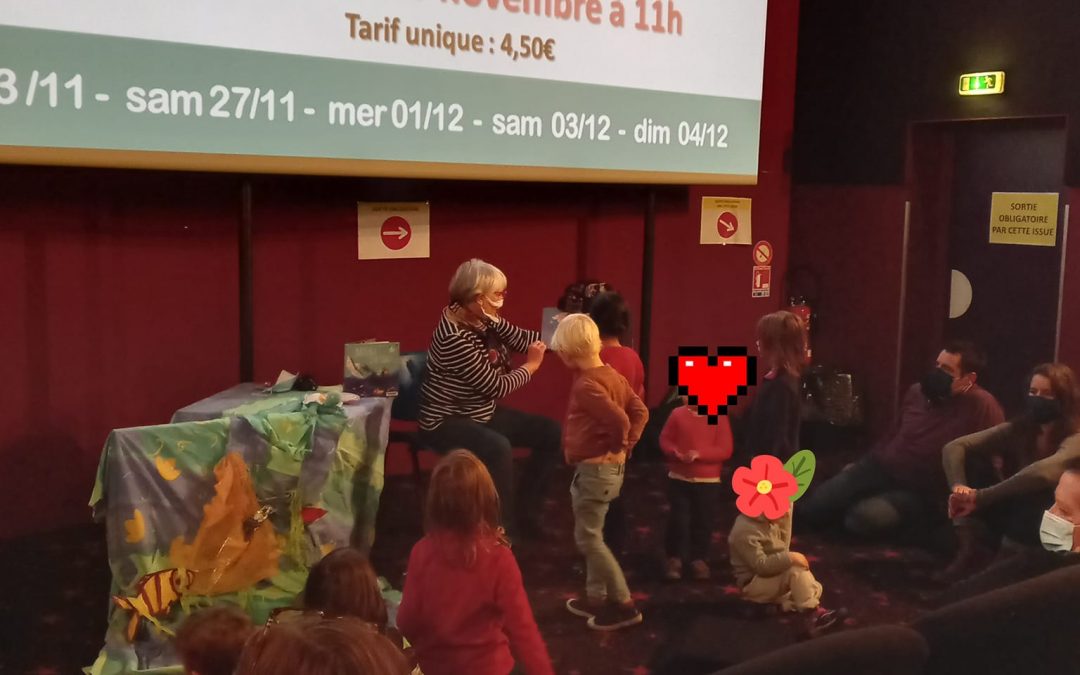 Des lectrices Lire et Faire Lire animent le ciné-conte au Megarama d’Arras